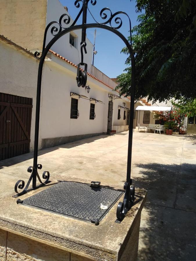 Casale Hibiscus Villa Santa Maria Del Focallo Bagian luar foto